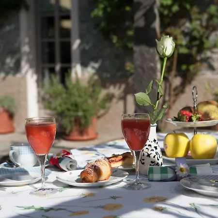 I Corni Di Nibbio Bed & Breakfast 3*