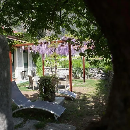 I Corni Di Nibbio فندق مبيت وإفطار ميرجوزو