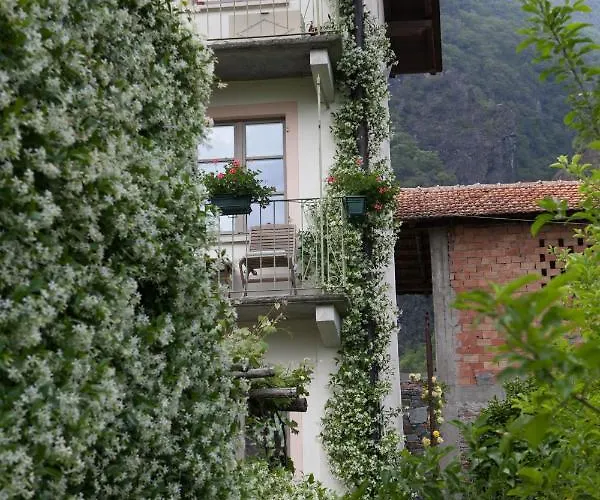 I Corni Di Nibbio Bed & Breakfast 3*